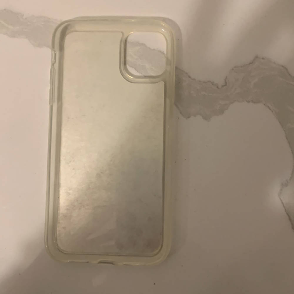 Mirror iPhone case - Picture 3 of 3